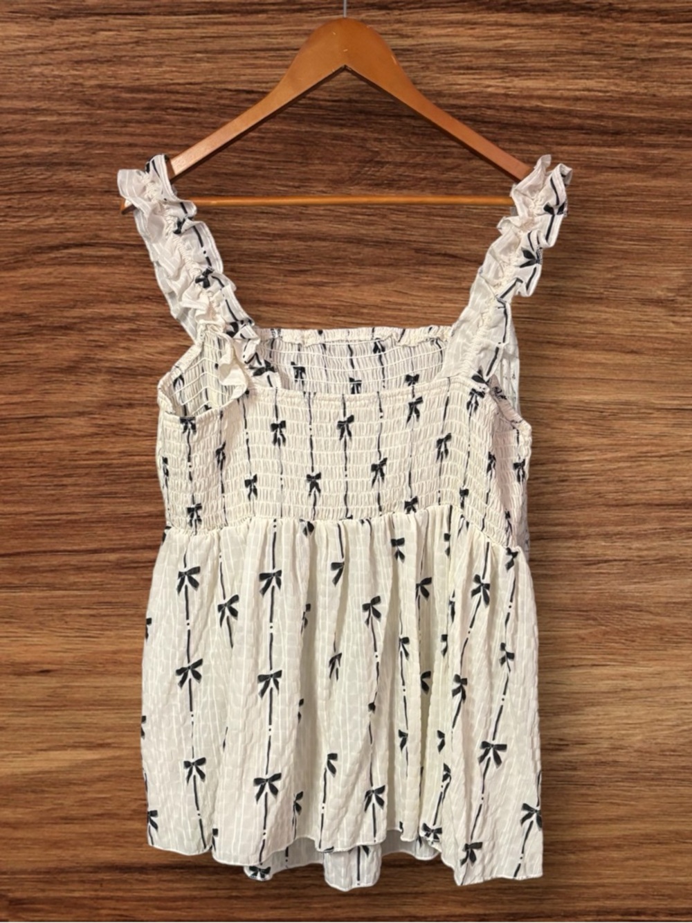 SHEIN Curve Sheer Cream Shirred Tank Top With Black Bow Print Details
